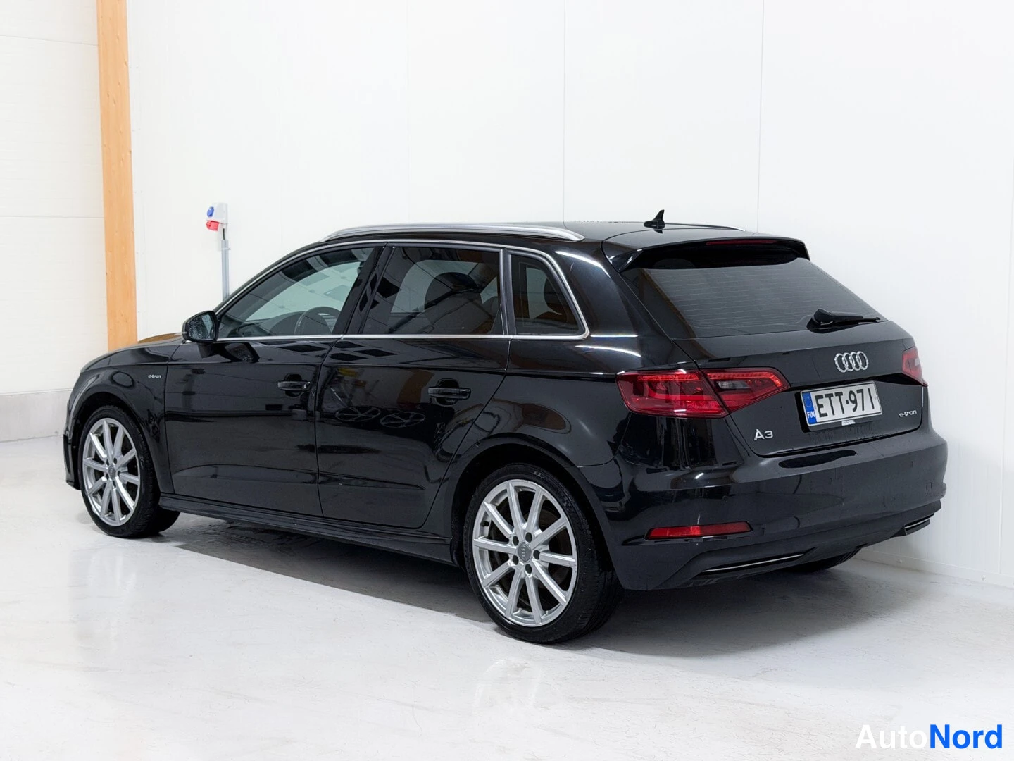 Black Audi A3 2016, rear three-quarter, photo 4