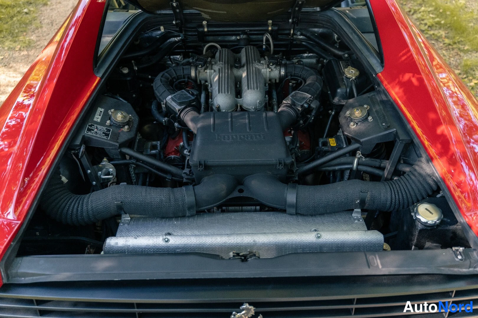 Red Ferrari 348 1991, engine bay, photo 11