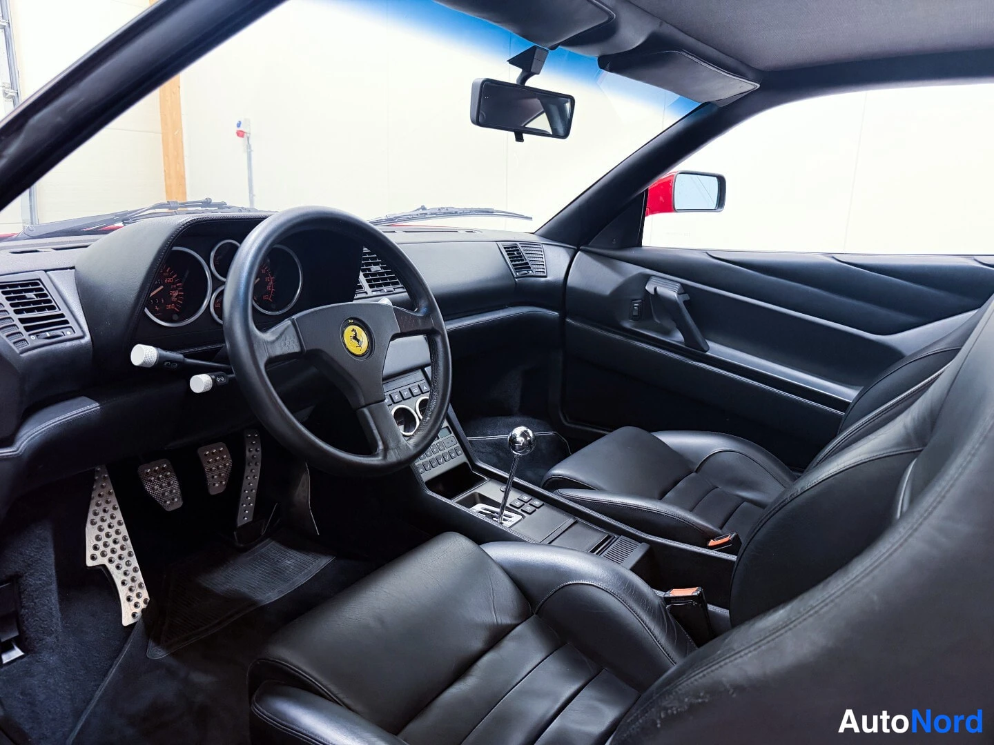 Red Ferrari 348 1991, cockpit, photo 7