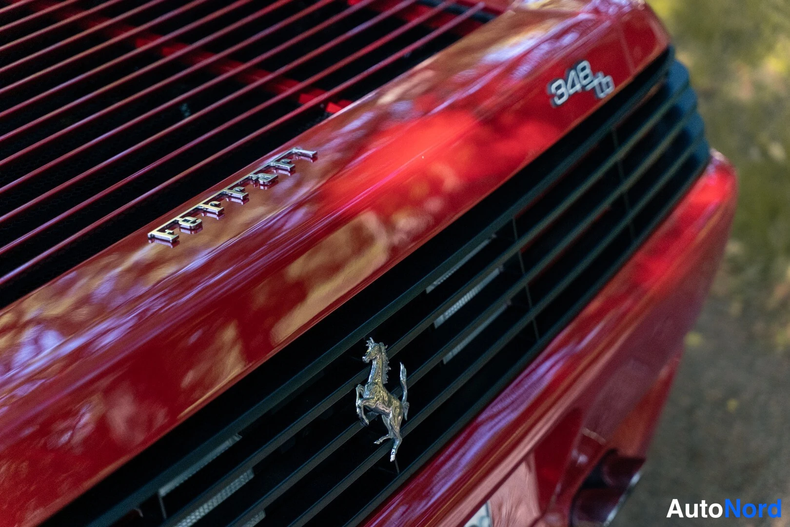 Red Ferrari 348 1991, detail, photo 15