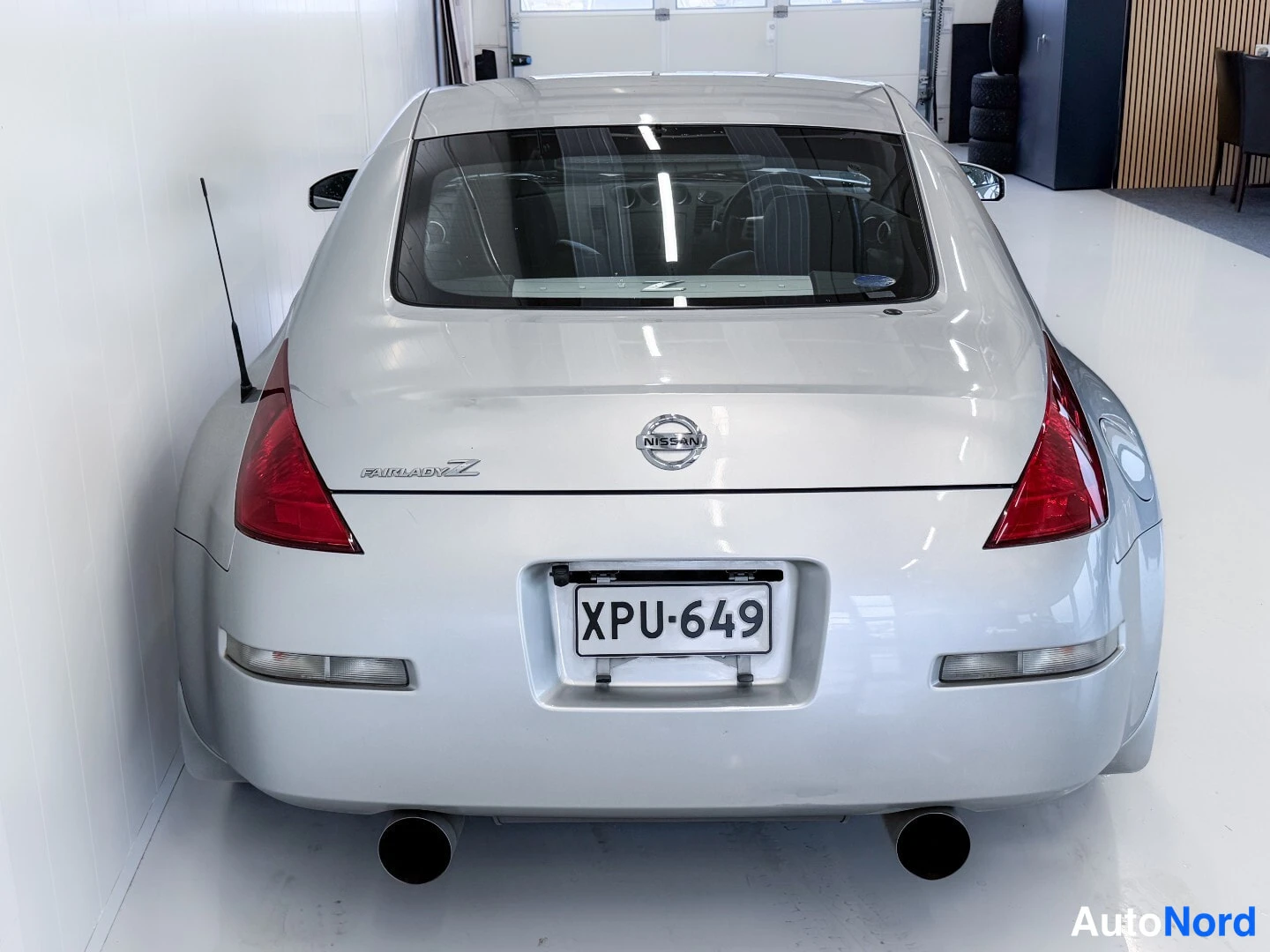 Silver Nissan 350Z 2004, rear, photo 6