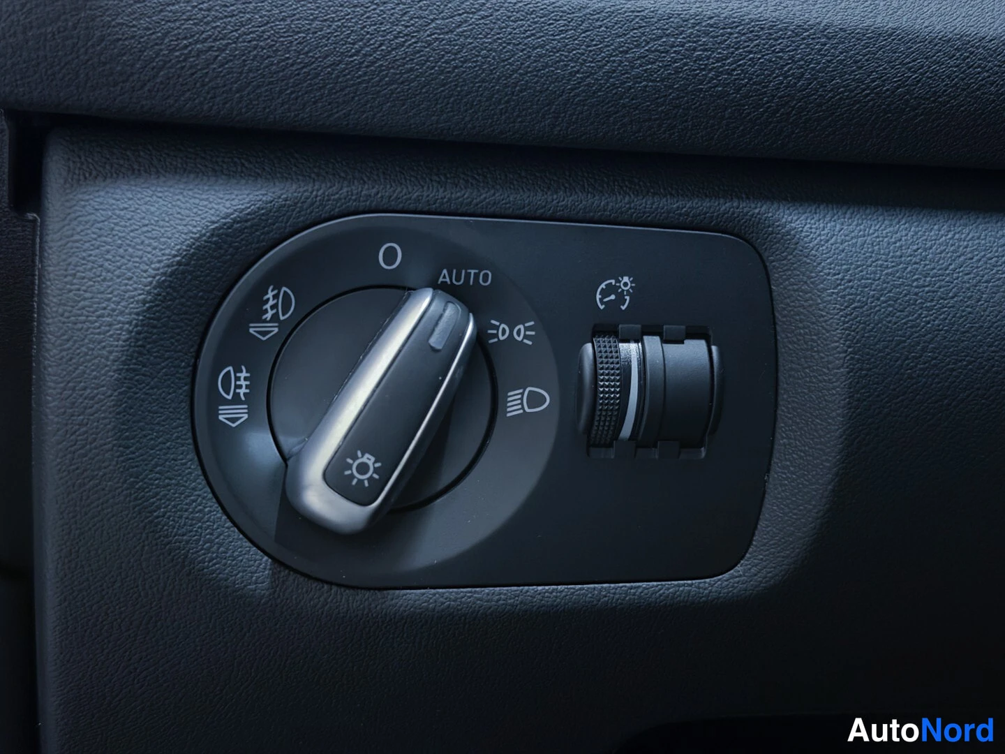 Black Audi A3 2011, detail, photo 23