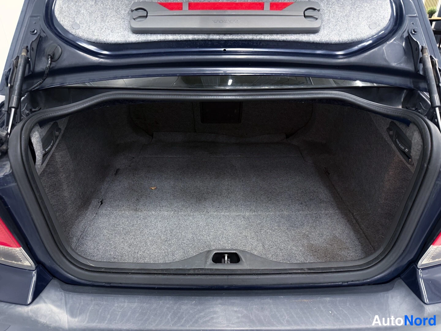 Blue Volvo S60 2004, boot, photo 14