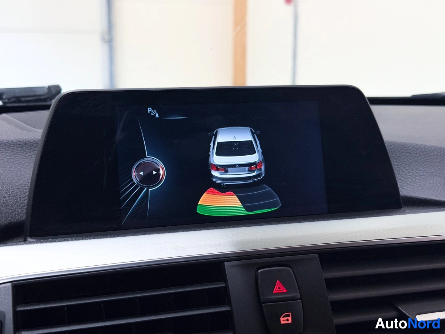 Black BMW 330e 2017, detail, photo 19