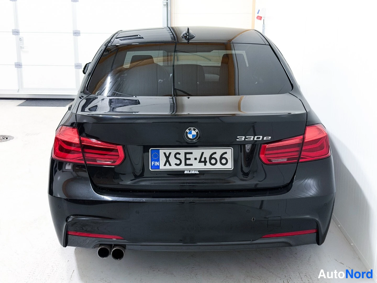 Black BMW 330e 2017, rear, photo 6