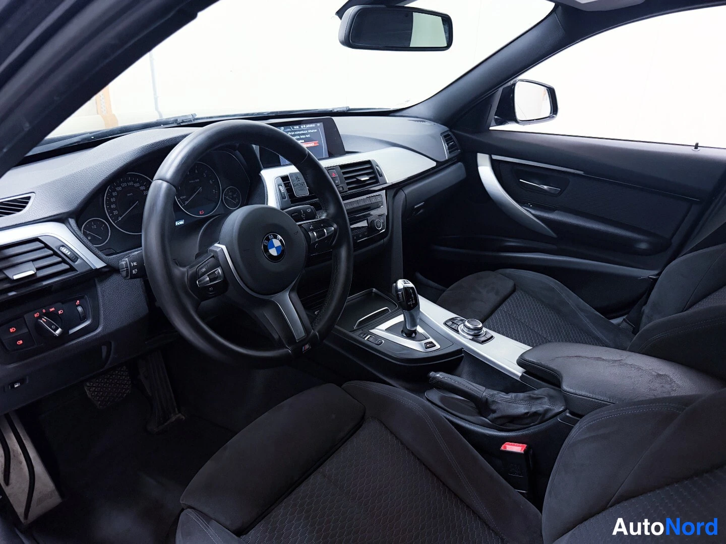 Black BMW 330e 2017, cockpit, photo 7