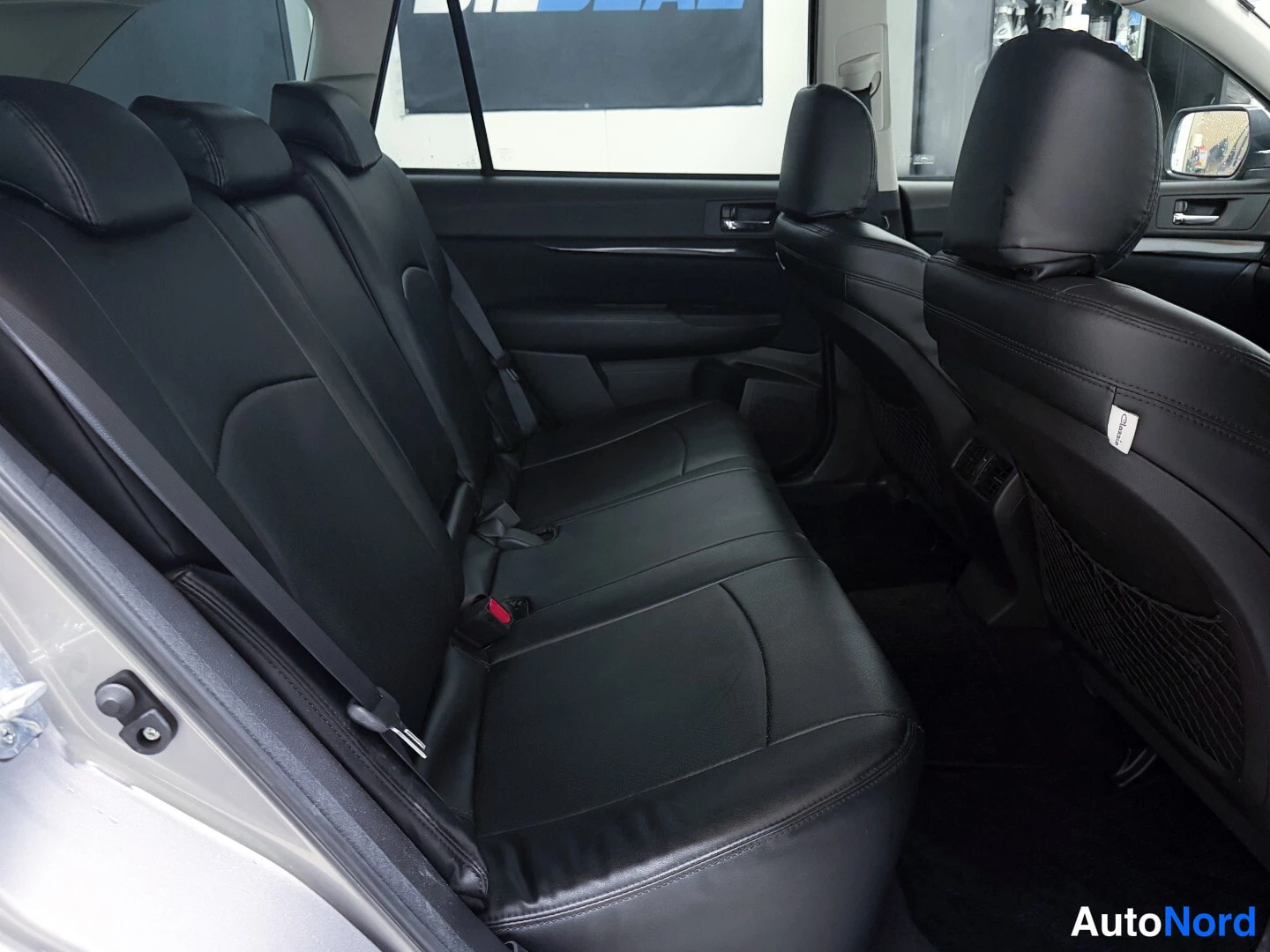 Silver Subaru Legacy 2009, rear seats, photo 12