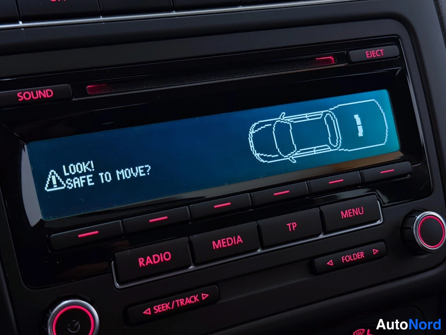 Black Volkswagen Polo 2013, detail, photo 19