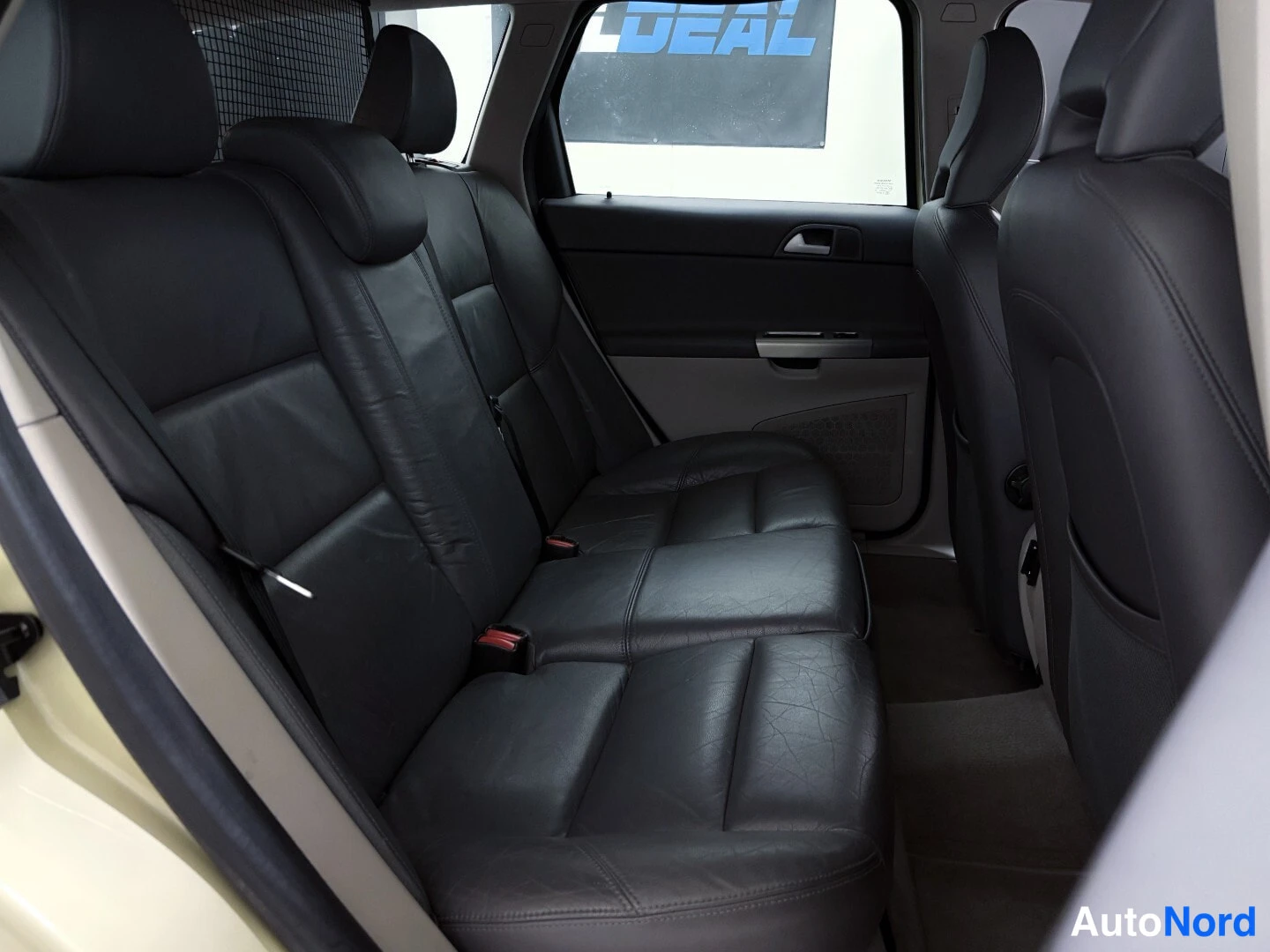 Beige Volvo V50 2008, rear seats, photo 12