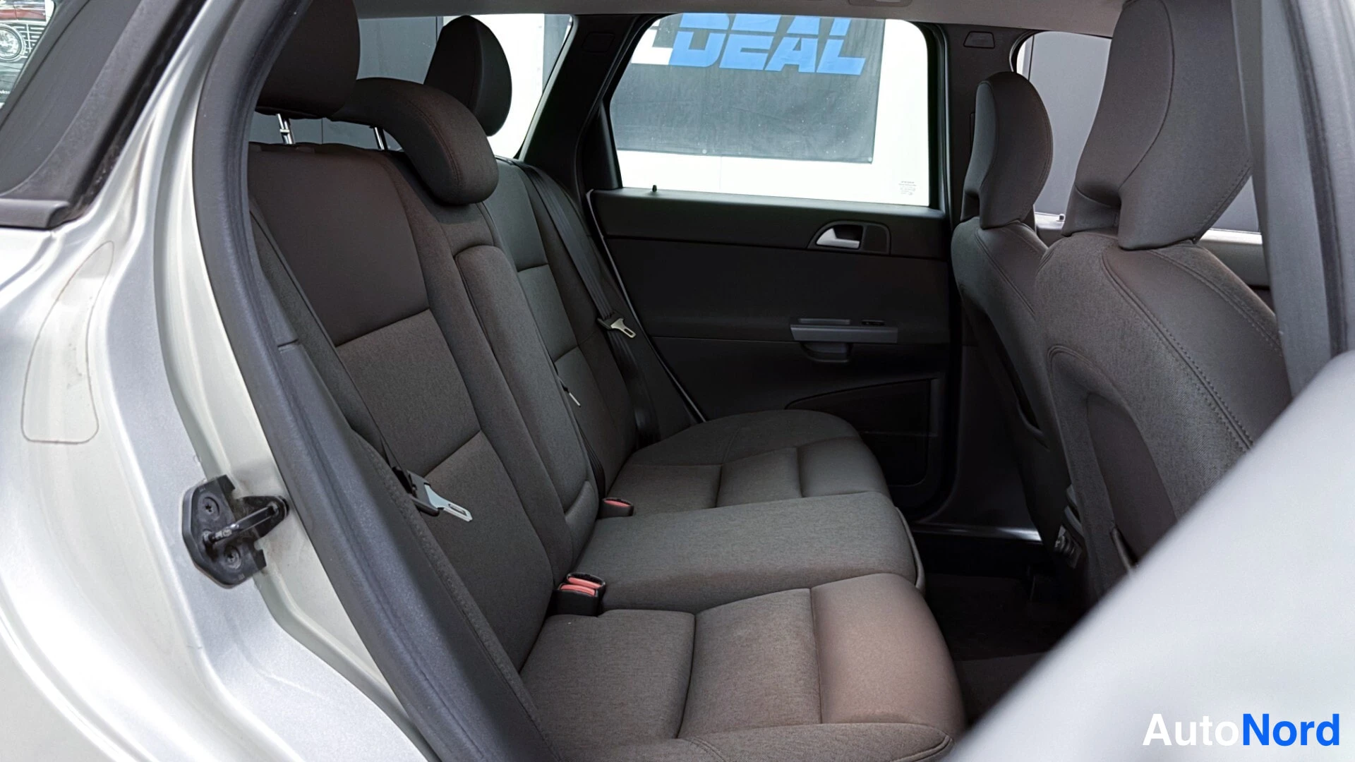 Silver Volvo V50 2007, rear seats, photo 12