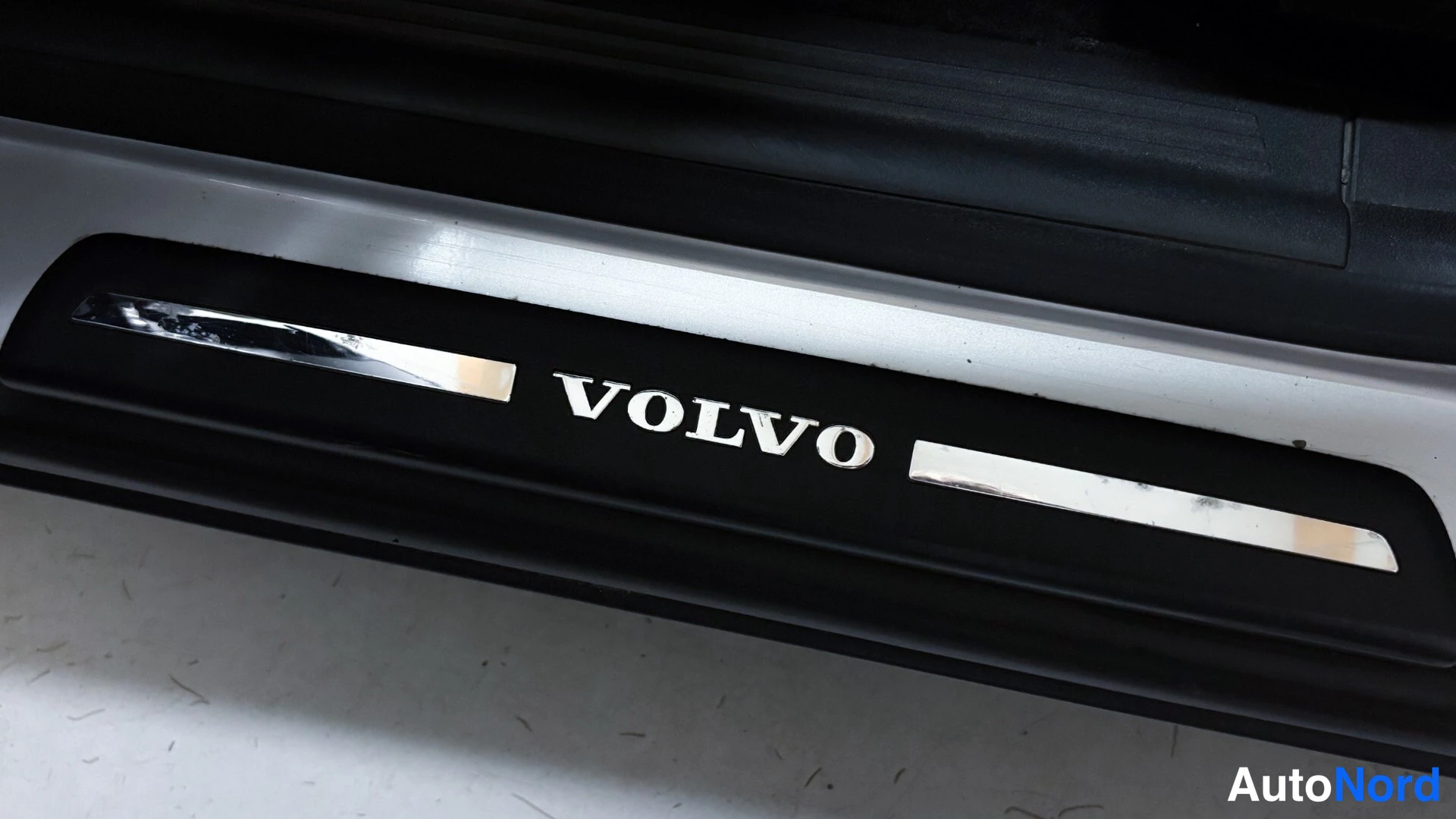 Silver Volvo V50 2007, detail, photo 14