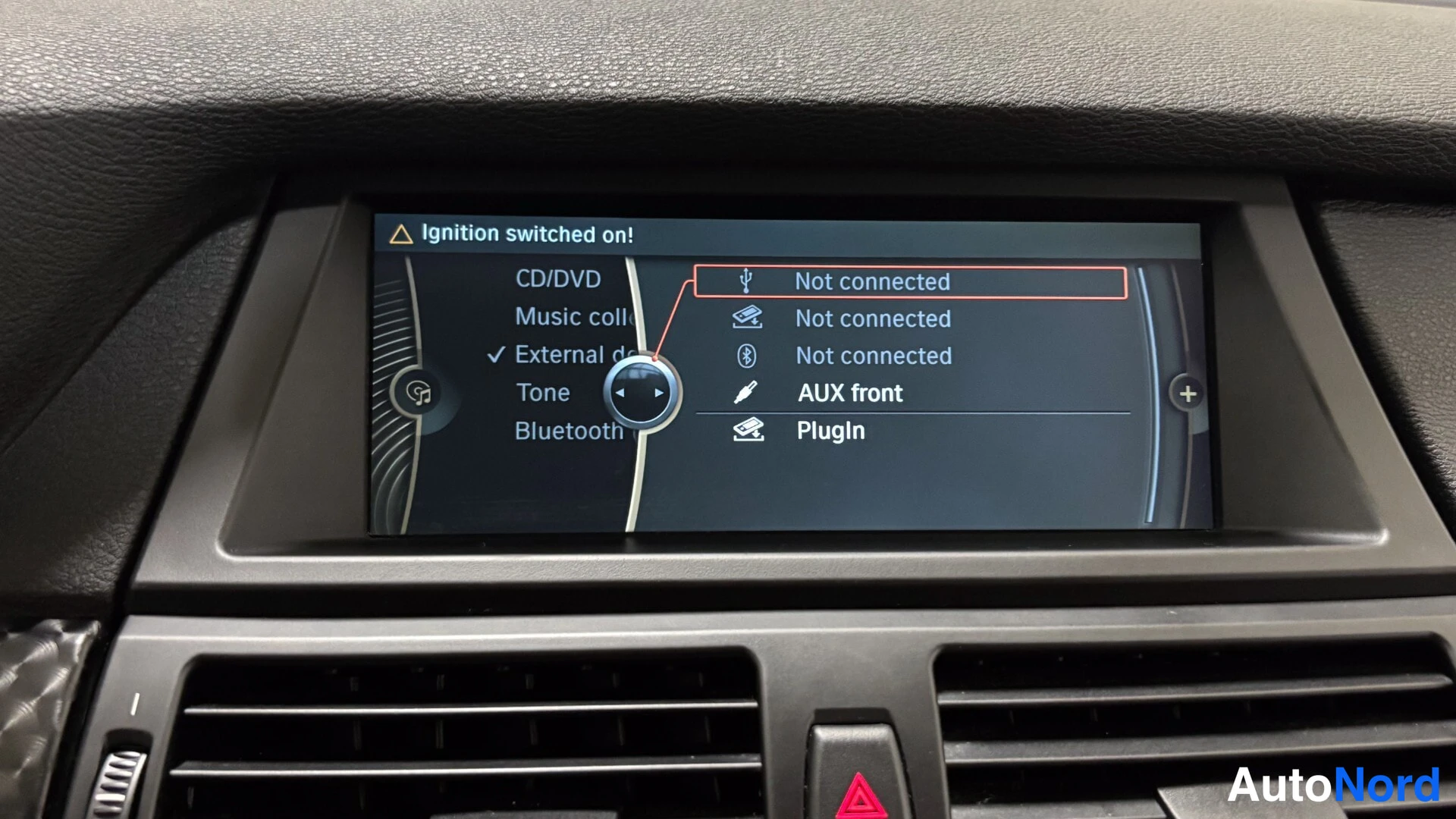 White BMW X6 2013, detail, photo 25