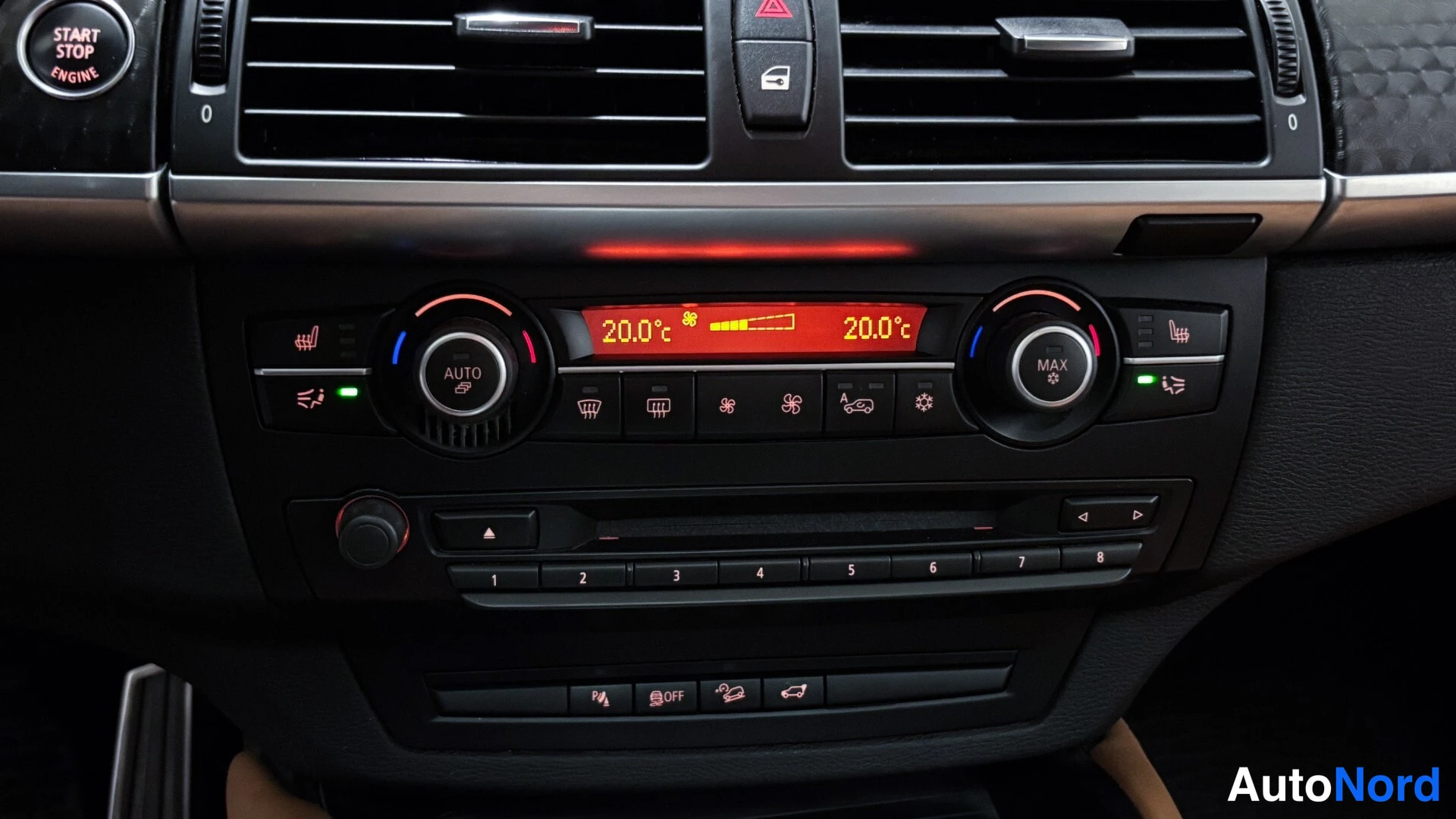 White BMW X6 2013, detail, photo 27