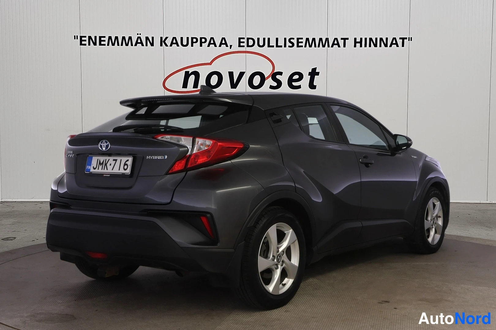 Harmaa Toyota C-HR 2018, takaviisto, kuva 5
