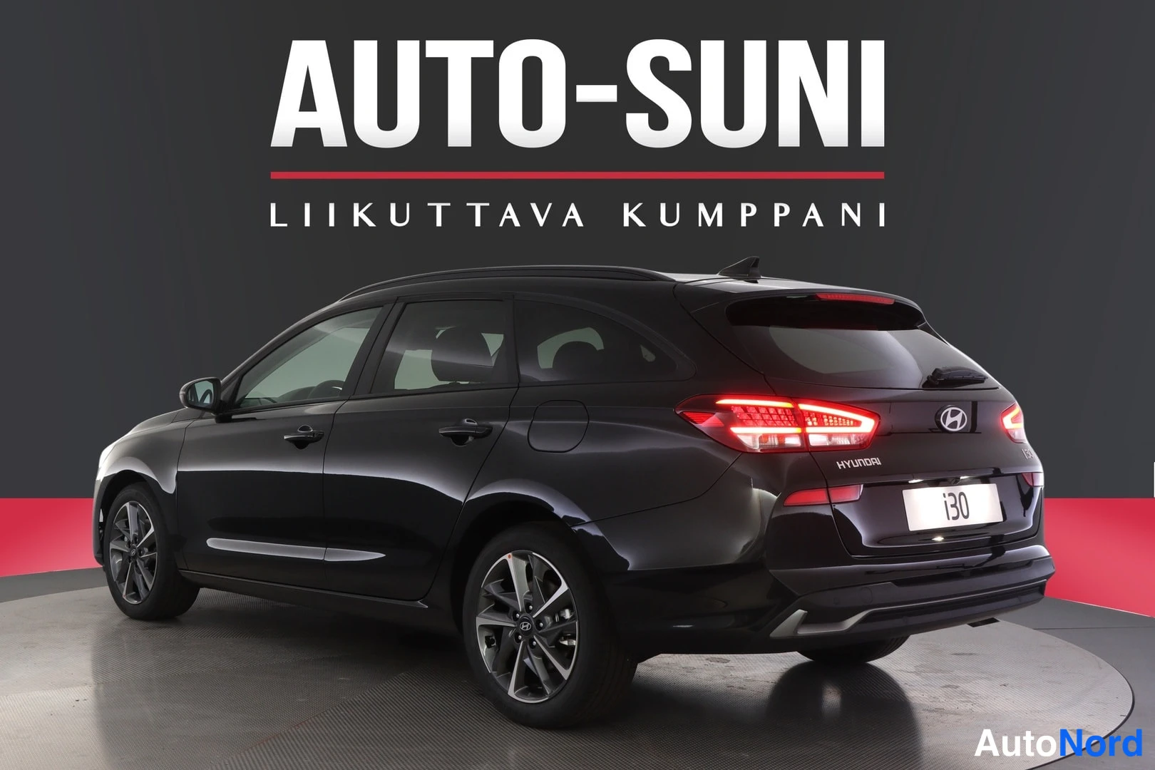 Musta Hyundai i30 2026, takaviisto, kuva 6