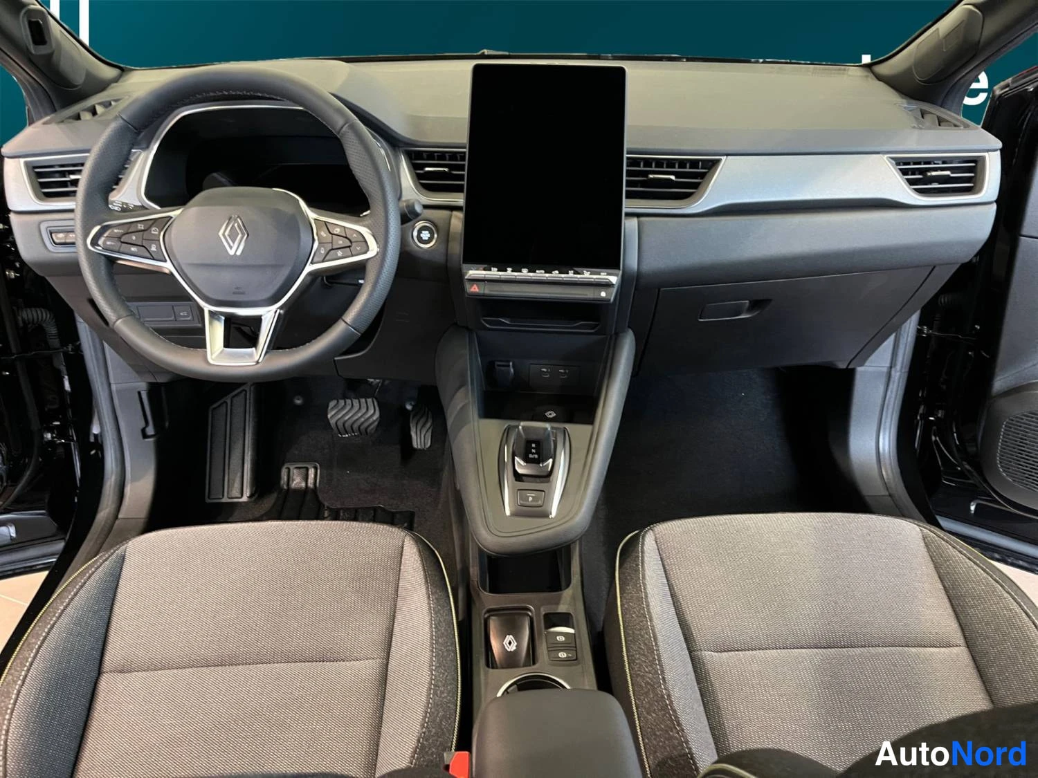 Musta Renault Symbioz 2026, ohjaamo, kuva 9