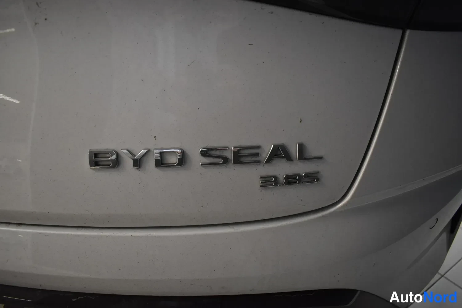Valkoinen BYD Seal 2025, yksityiskohta, kuva 16