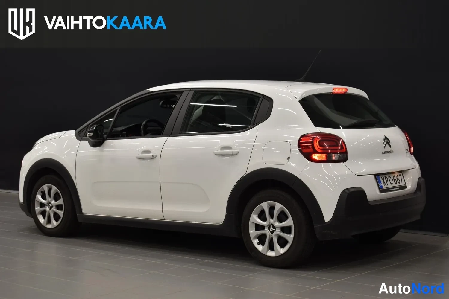 Valkoinen Citroen C3 2020, takaviisto, kuva 3