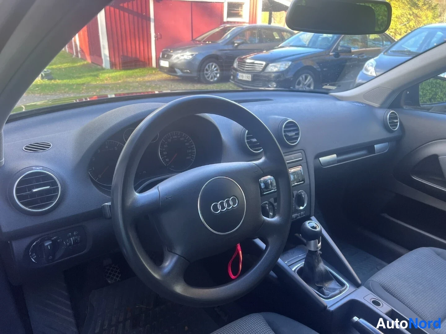 Black Audi A3 Sportback 2004, cockpit, photo 6