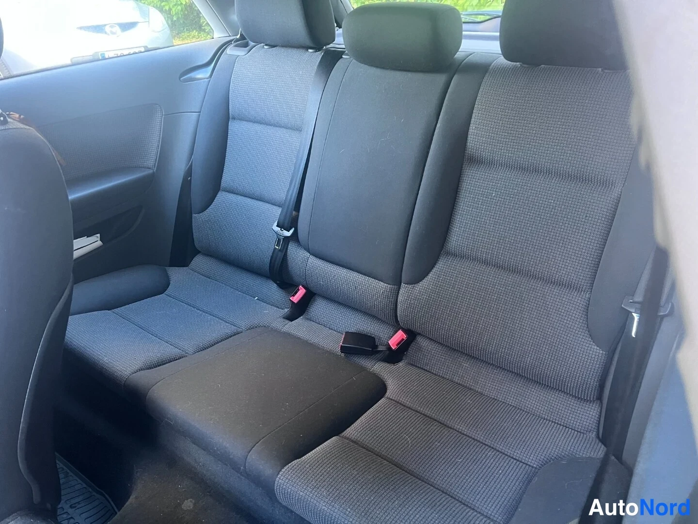 Black Audi A3 Sportback 2004, rear seats, photo 8