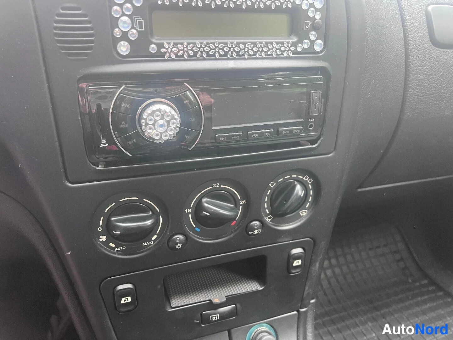 Citroen Xsara 2003, detail, photo 8