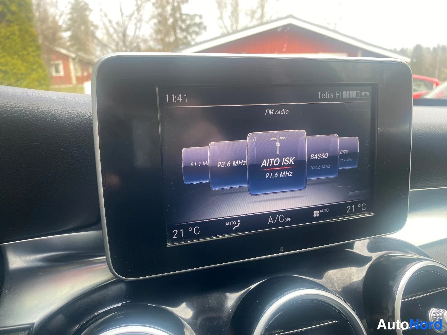 Blue Mercedes-Benz C 200 BlueTEC 2015, detail, photo 19