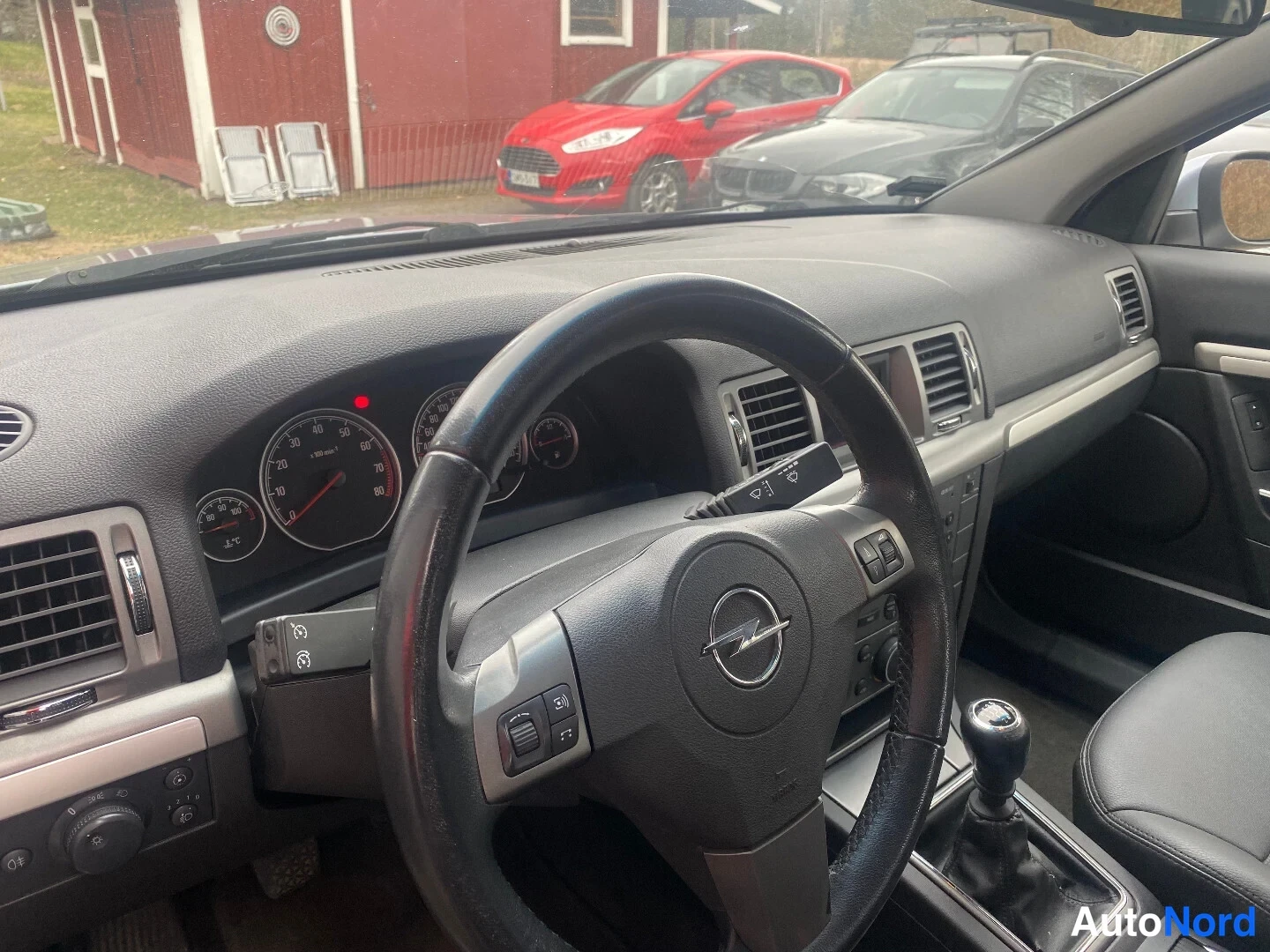 Silver Opel Vectra 2008, cockpit, photo 6