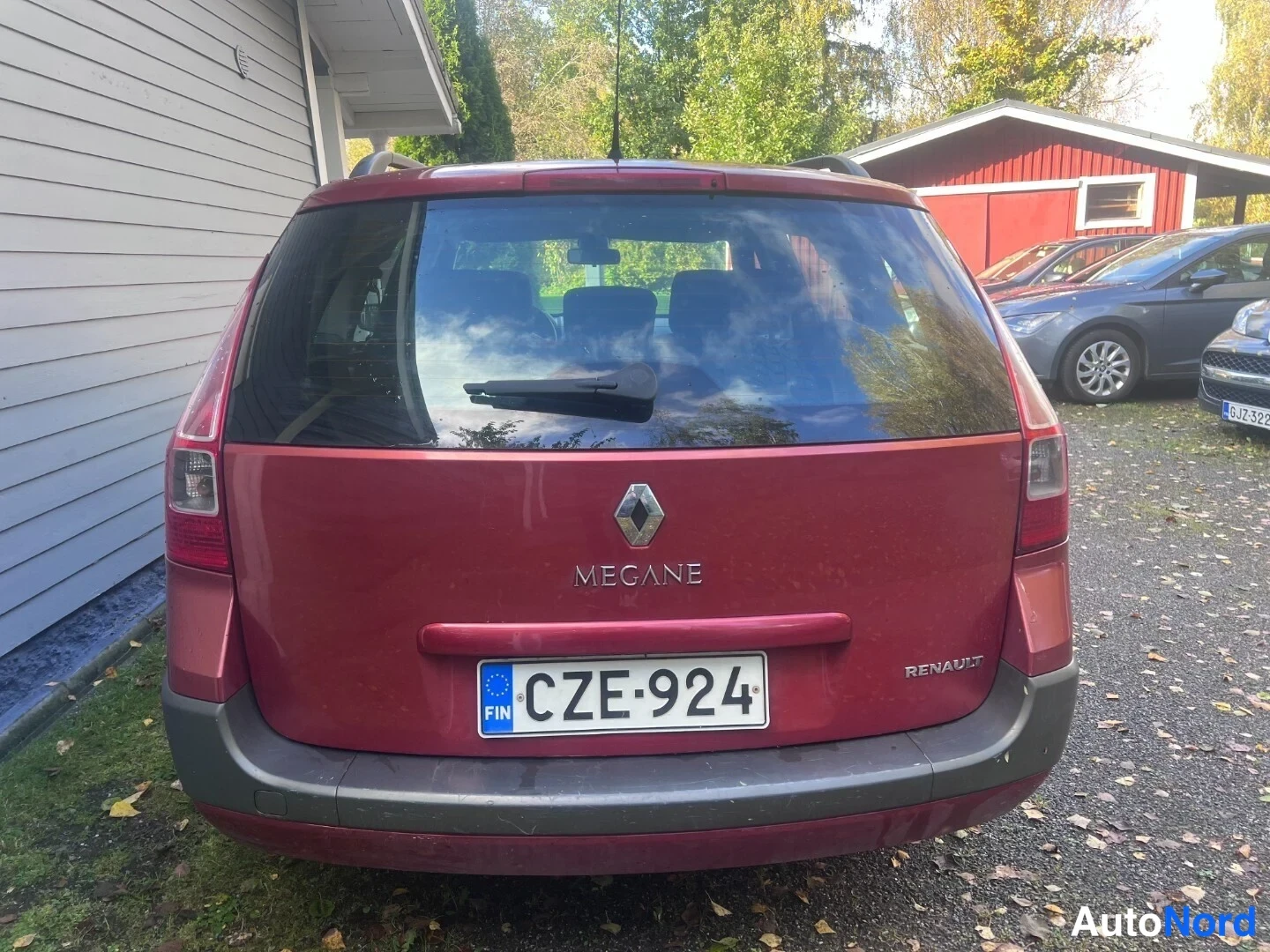 Red Renault Megane 2006, rear, photo 5