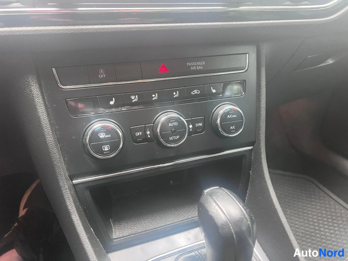 Grey Seat Leon ST 2015, detail, photo 10