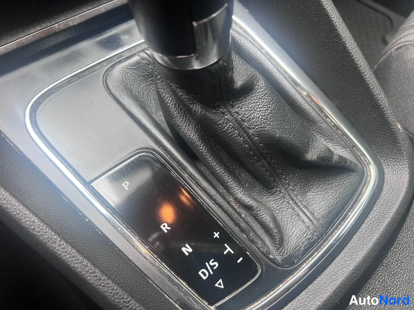 Grey Seat Leon ST 2015, detail, photo 11