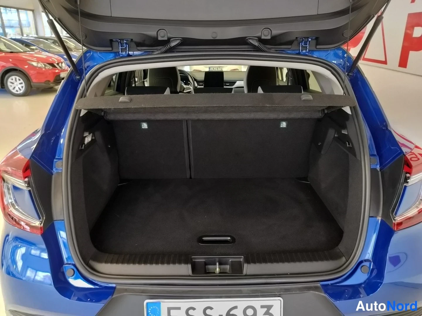 Sininen Renault Captur 2021, tavaratila, kuva 13