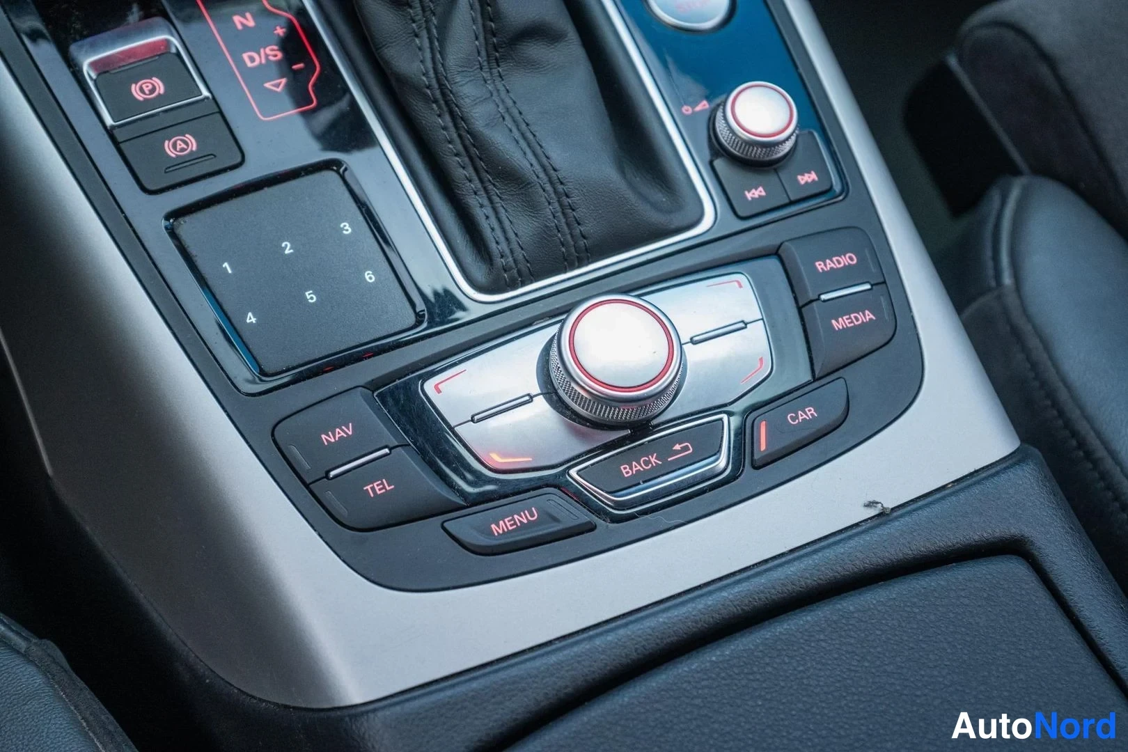 Black Audi A6 2015, detail, photo 13