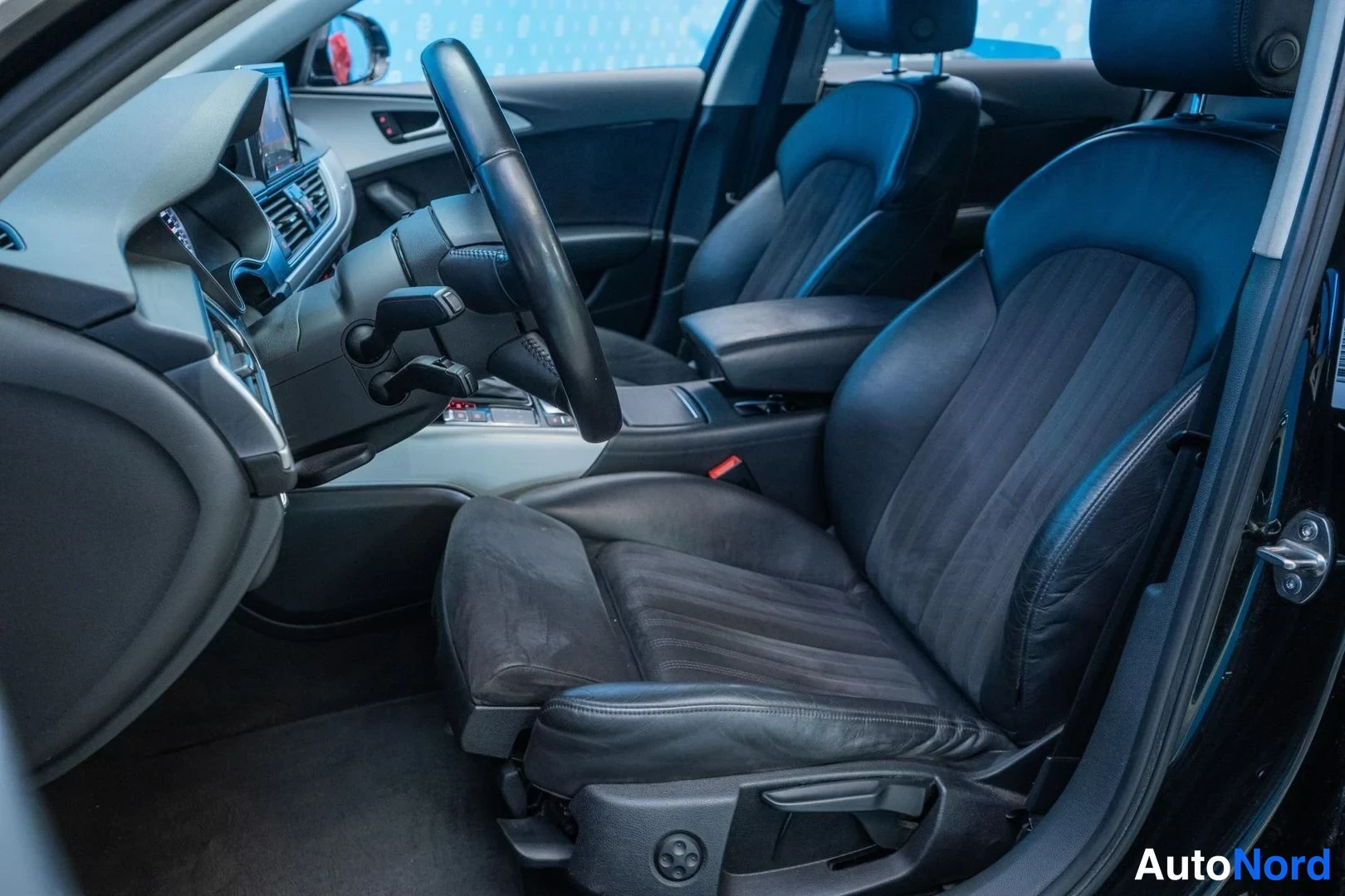 Black Audi A6 2015, front seats, photo 10