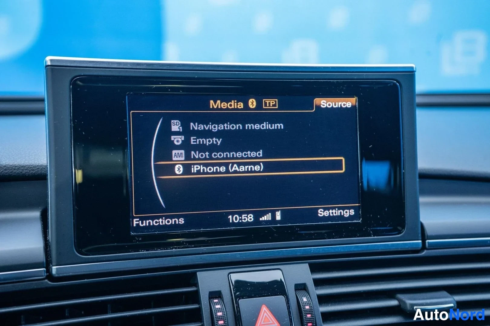 Grey Audi A6 2013, detail, photo 17