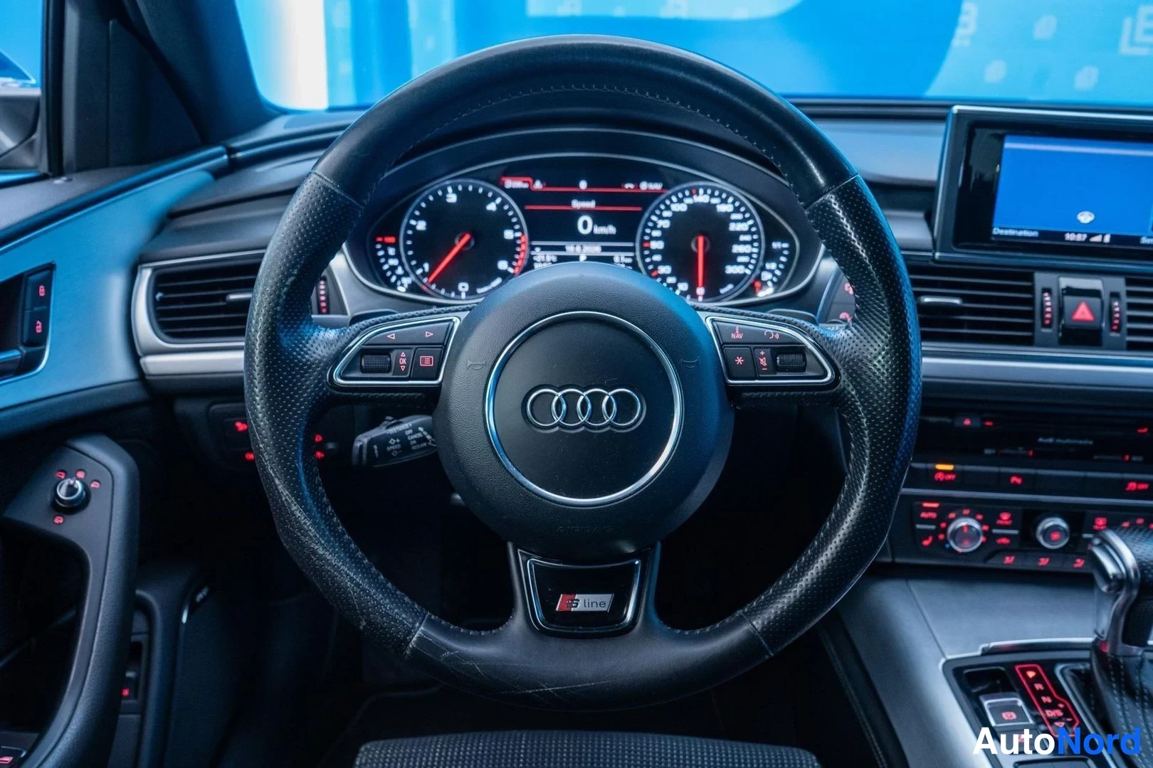 Grey Audi A6 2013, detail, photo 12