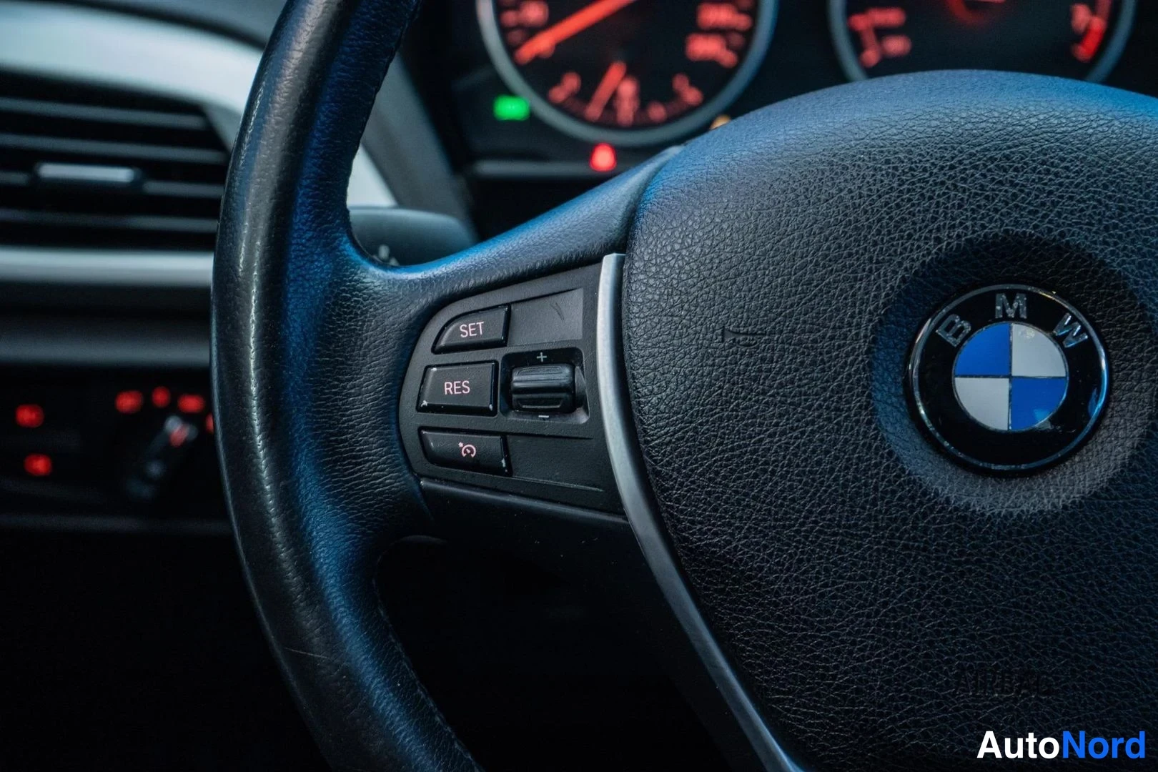 Black BMW 116i 2013, detail, photo 14