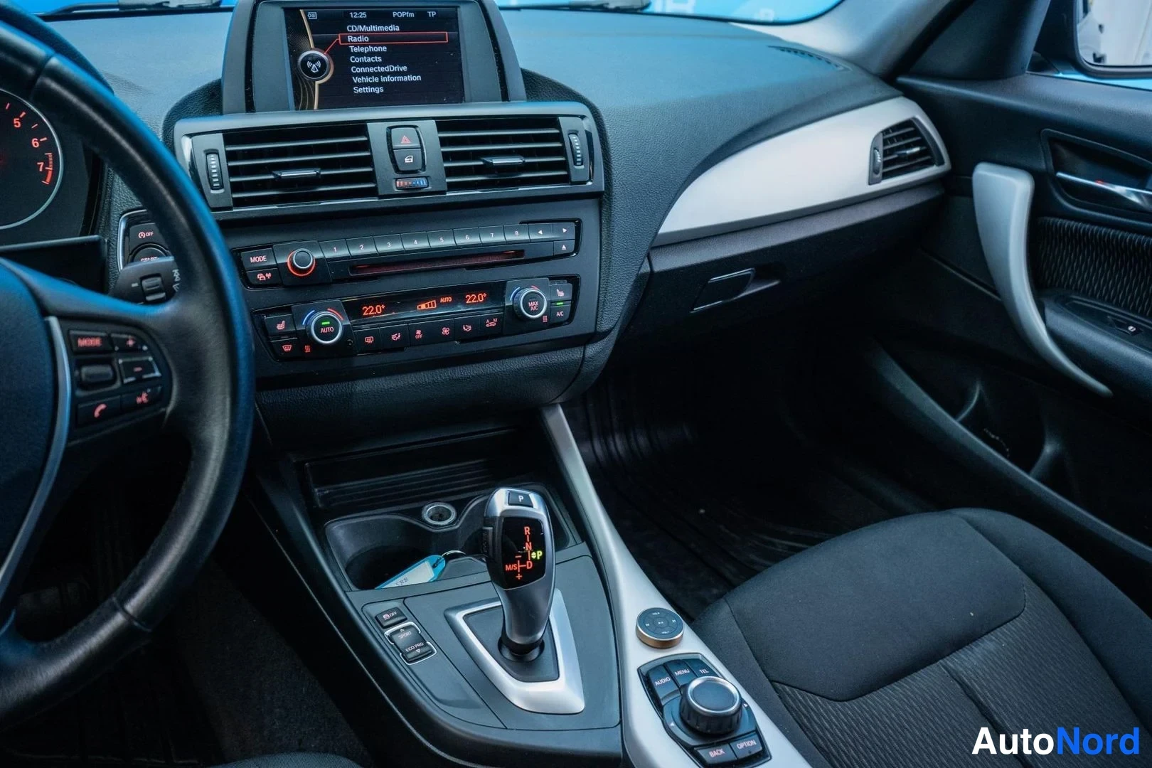 Black BMW 116i 2013, cockpit, photo 9
