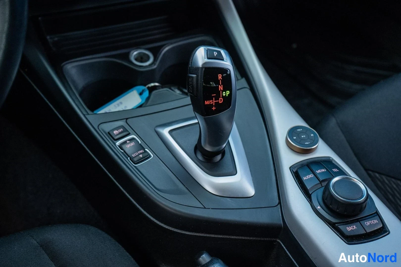 Black BMW 116i 2013, detail, photo 16
