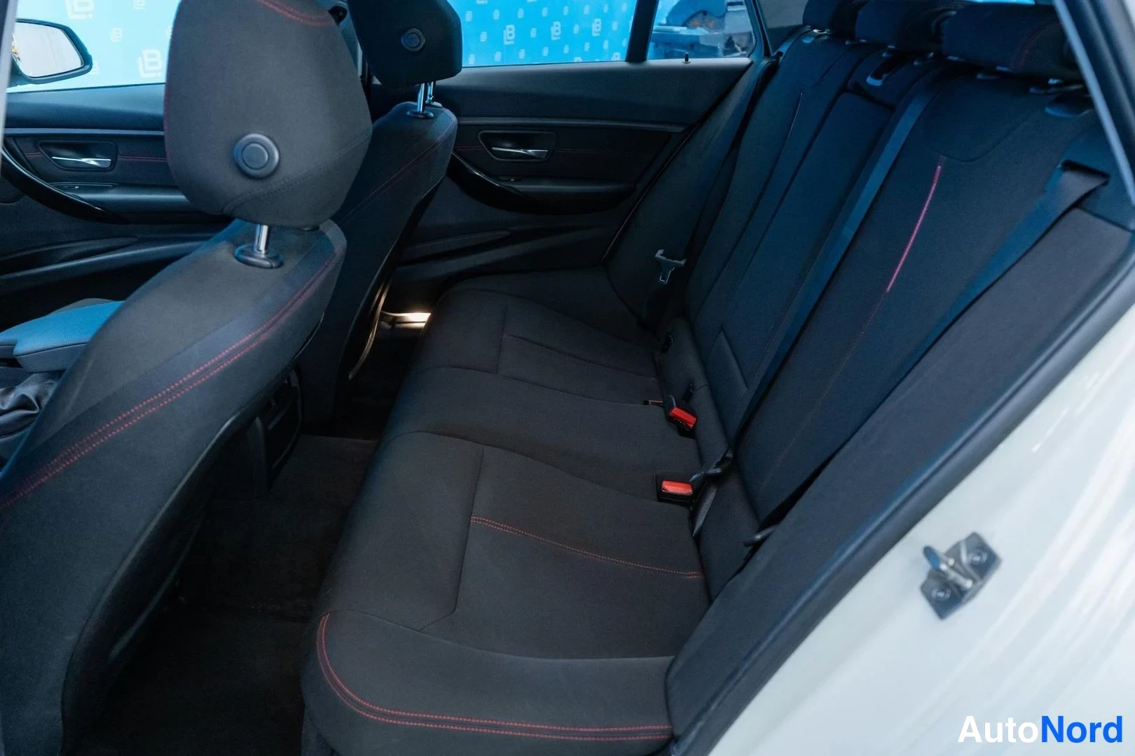 White BMW 316i 2014, rear seats, photo 12