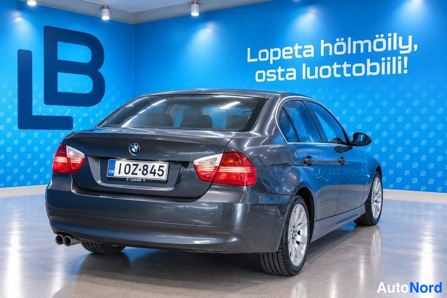 Grey BMW 325d 2008, rear three-quarter, photo 4