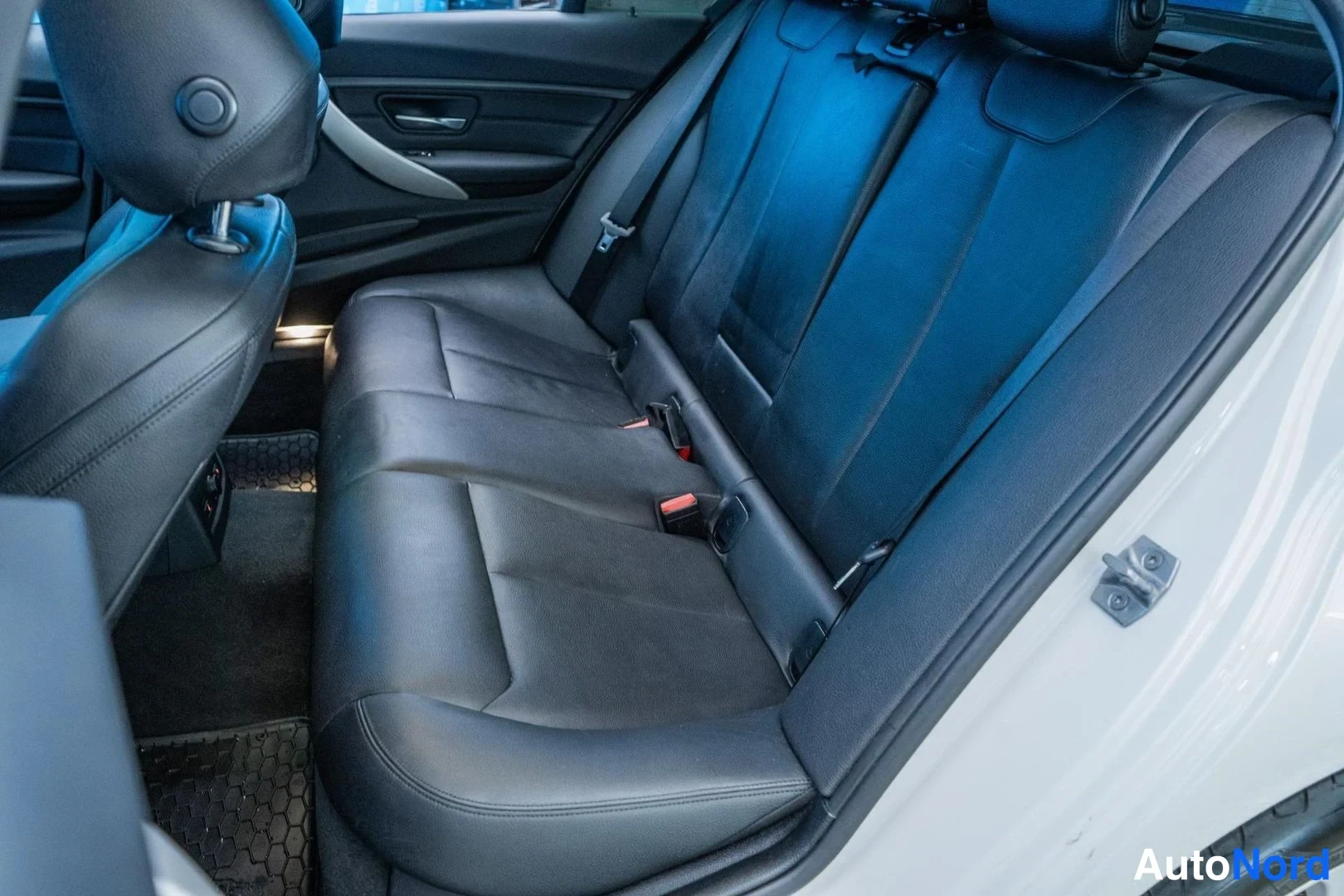 White BMW 330e 2017, rear seats, photo 12