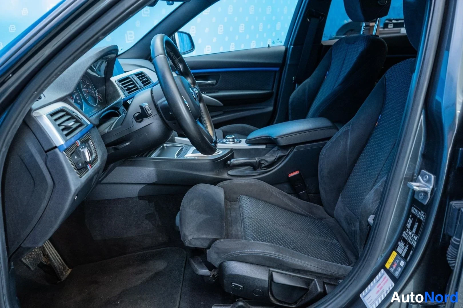 Grey BMW 330e 2017, cockpit, photo 7