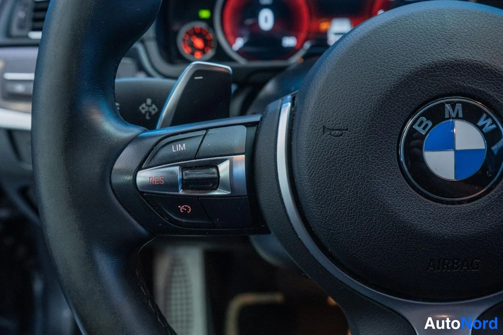 Grey BMW M550d xDrive 2012, detail, photo 13