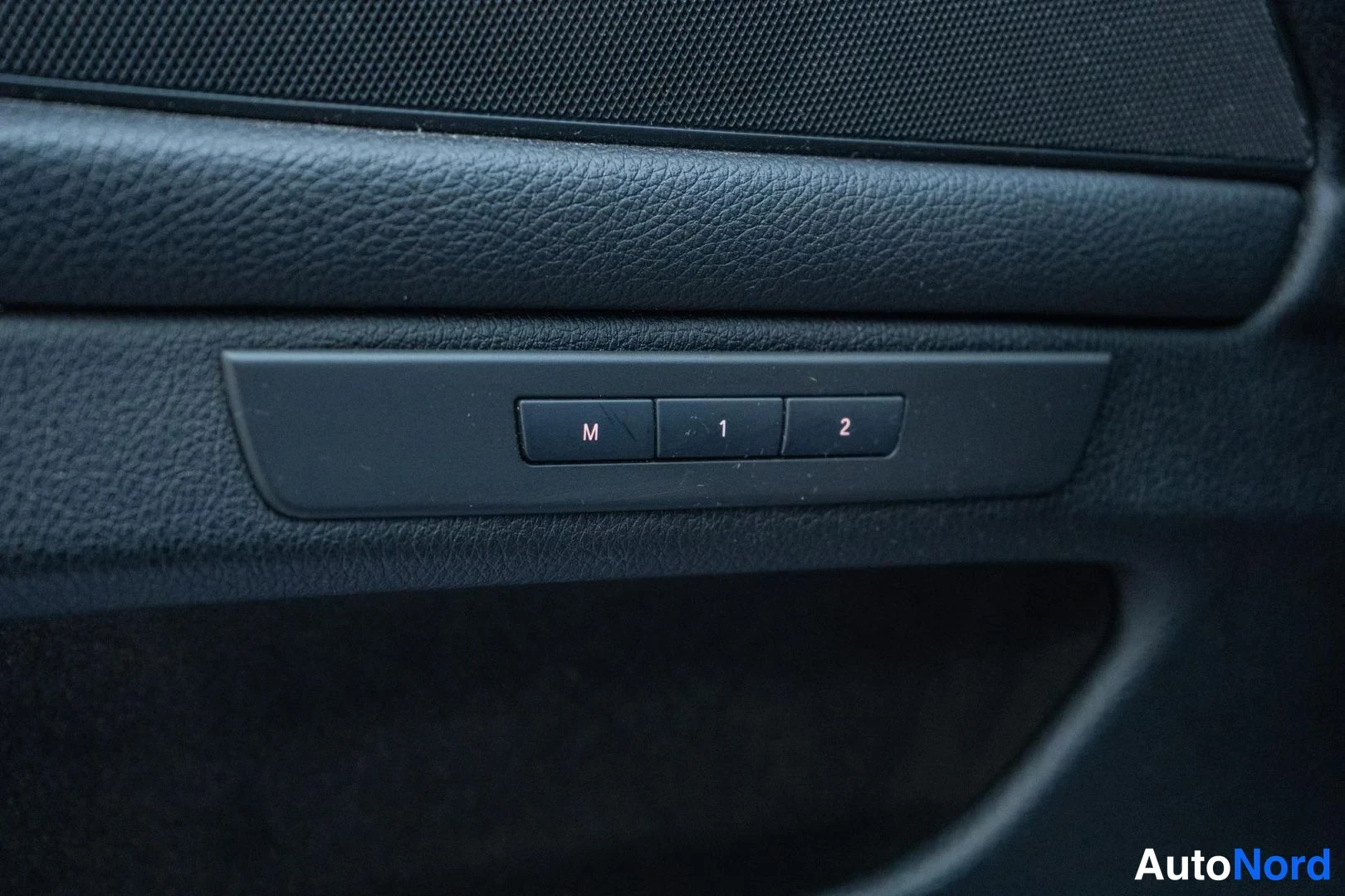 Grey BMW M550d xDrive 2012, detail, photo 24