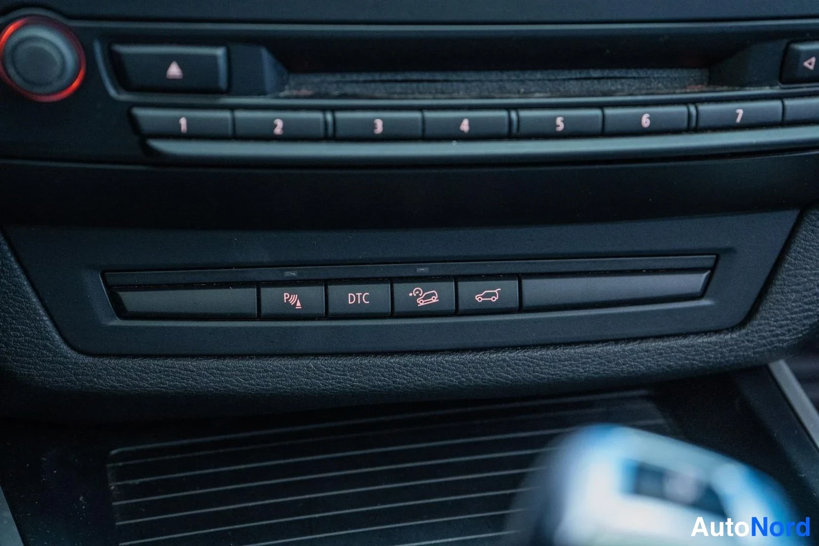 Black BMW X5 xDrive48i 2009, detail, photo 16
