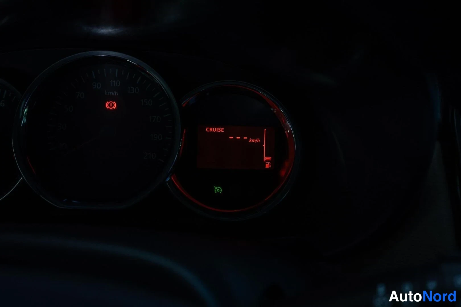 White Dacia Lodgy 2017, detail, photo 19