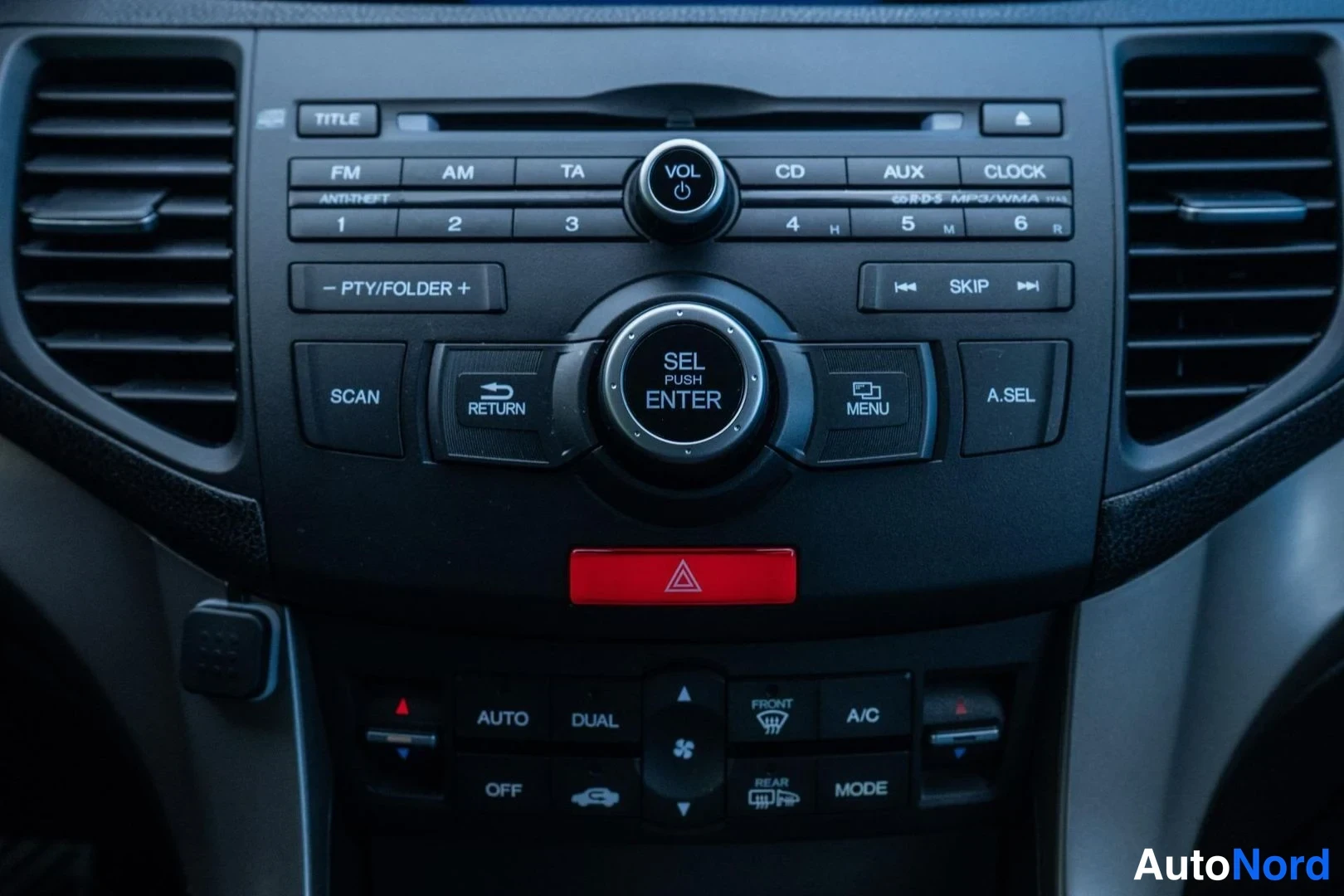 Grey Honda Accord 2011, detail, photo 13