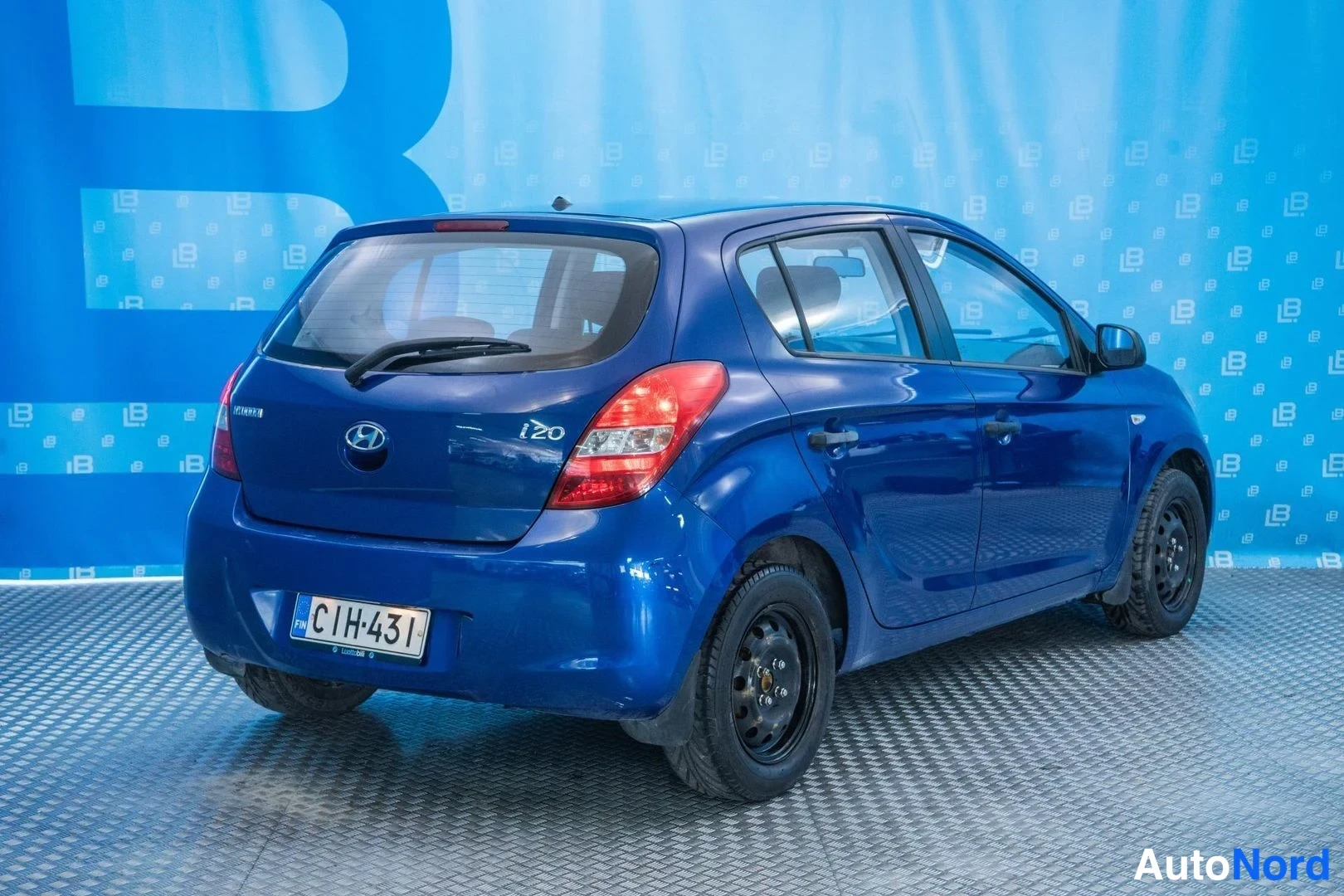 Blue Hyundai i20 2011, rear three-quarter, photo 4