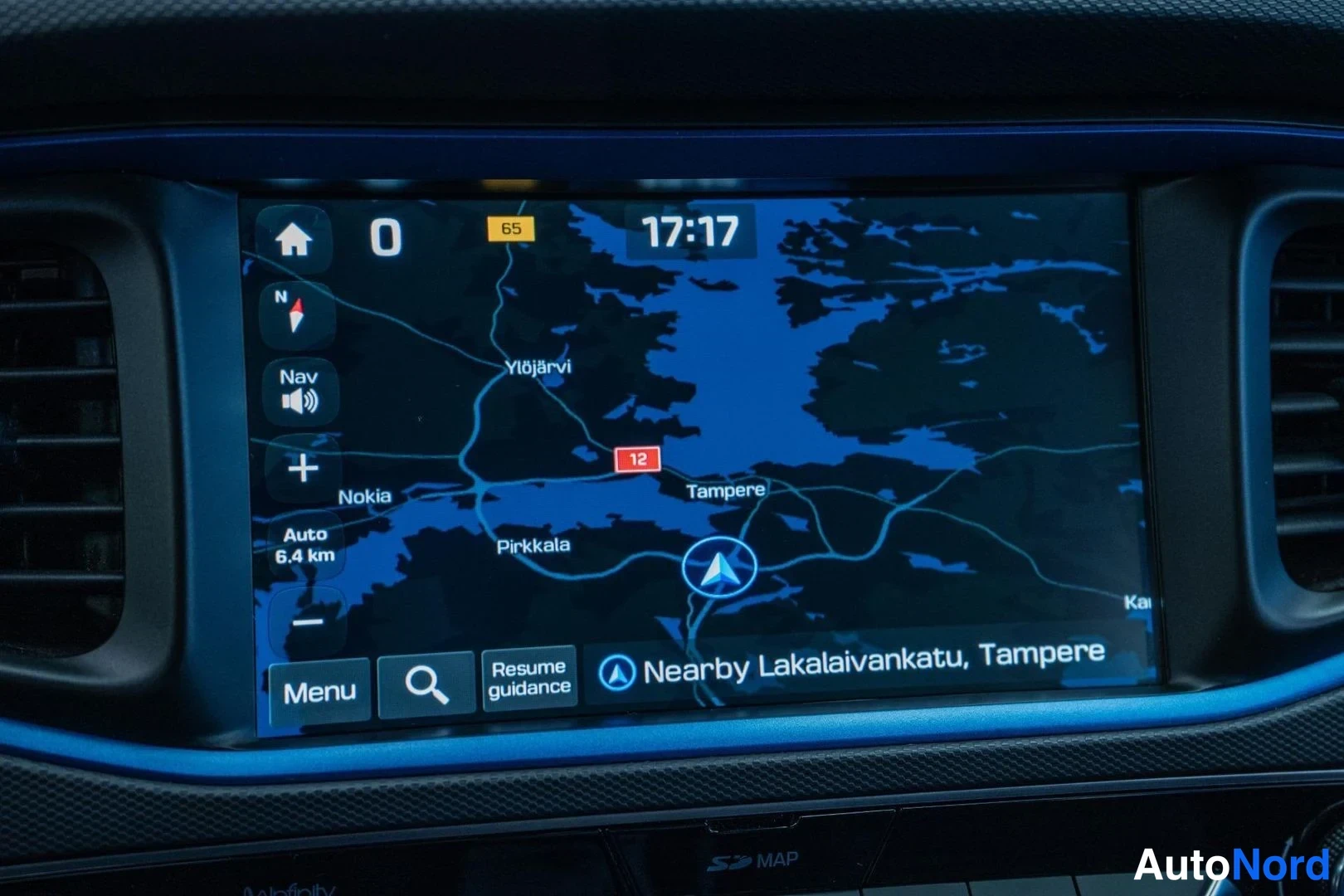 Red Hyundai Ioniq 2018, detail, photo 17