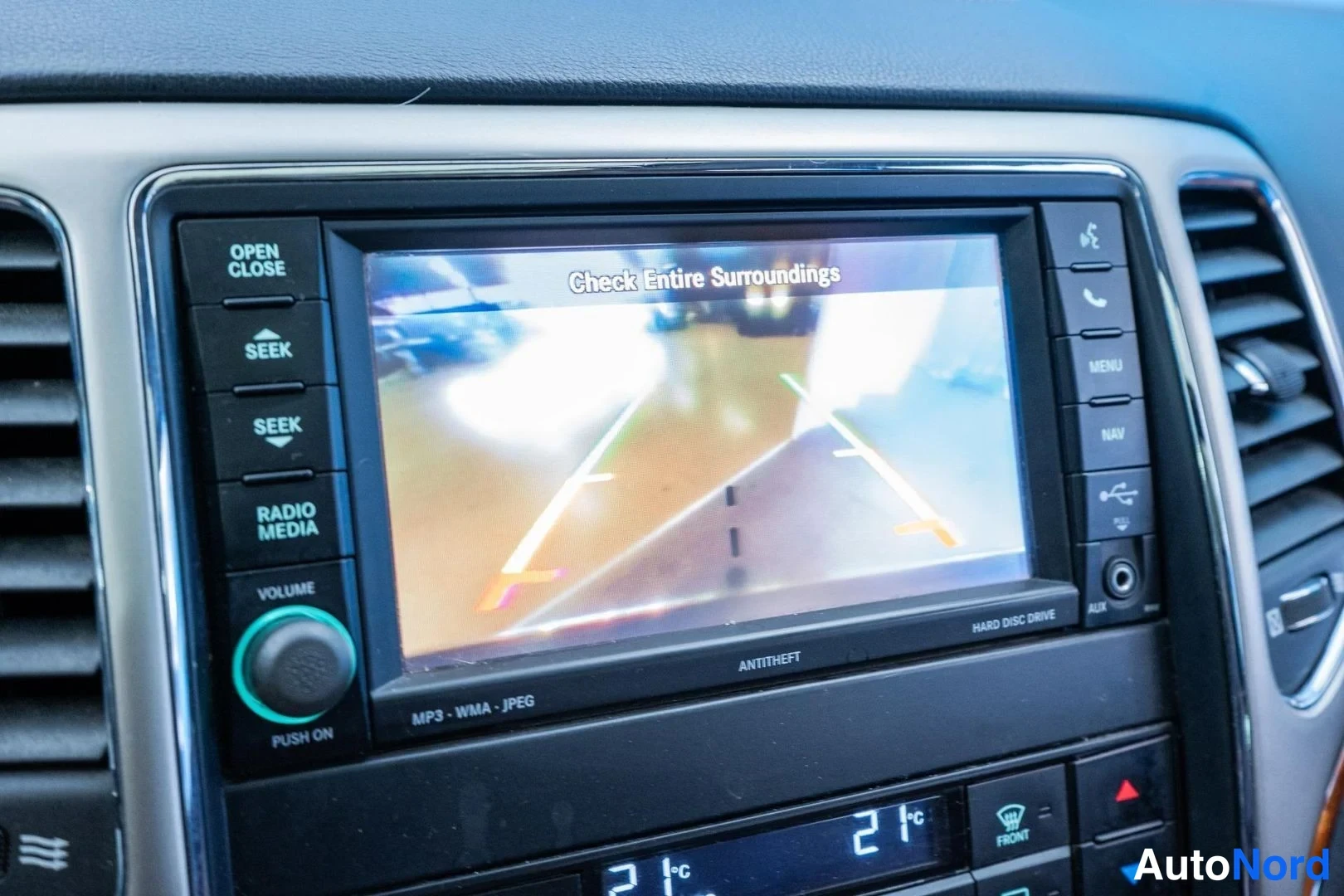 Grey Jeep Grand Cherokee 2011, detail, photo 19